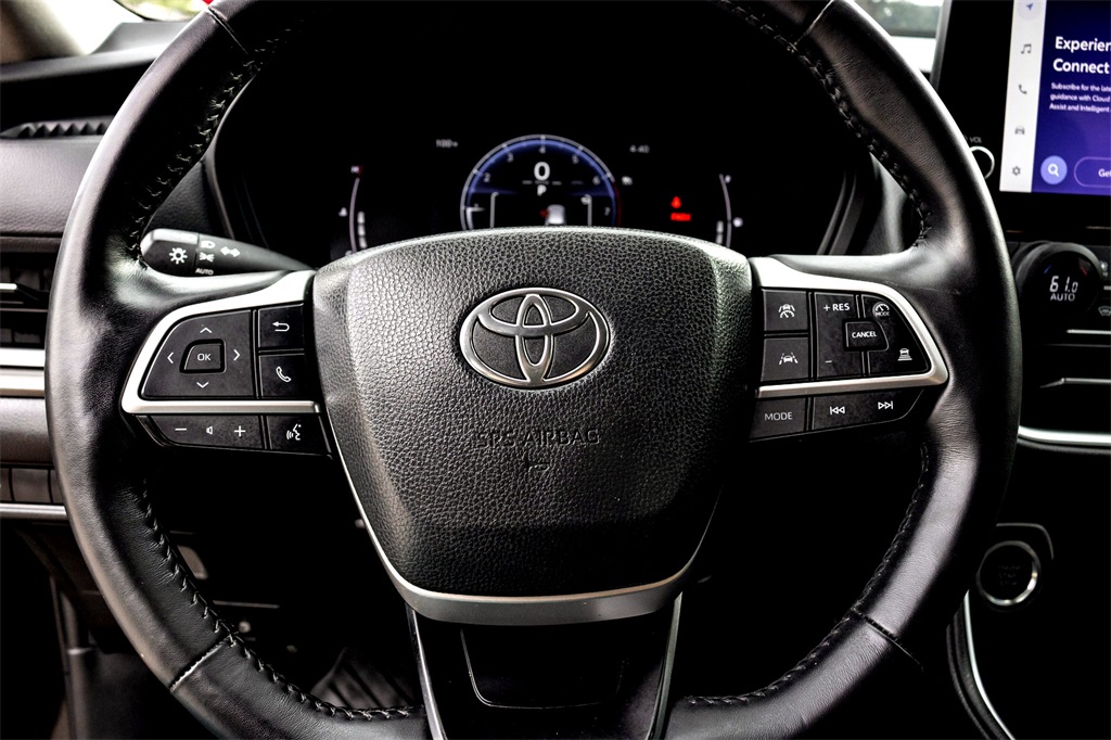 2024 Toyota Grand Highlander XLE photo 17
