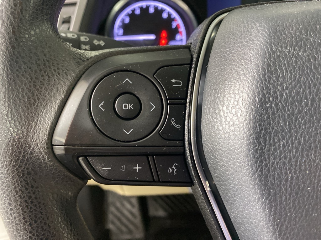 2019 Toyota Camry LE photo 15