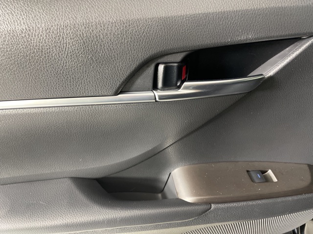 2024 Toyota Camry SE photo 29