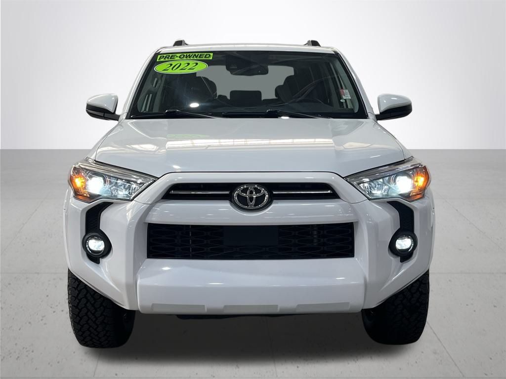 2022 Toyota 4Runner SR5 photo 3