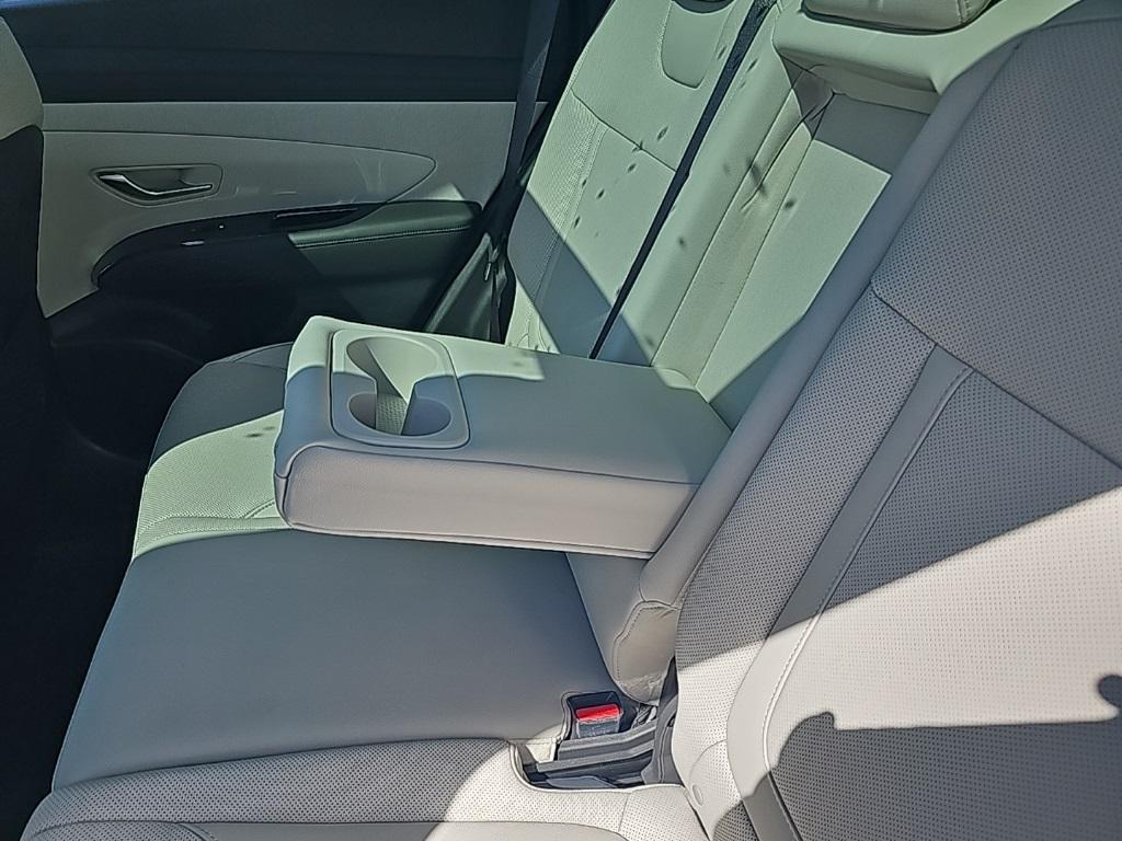 2025 Hyundai Tucson Limited photo 30