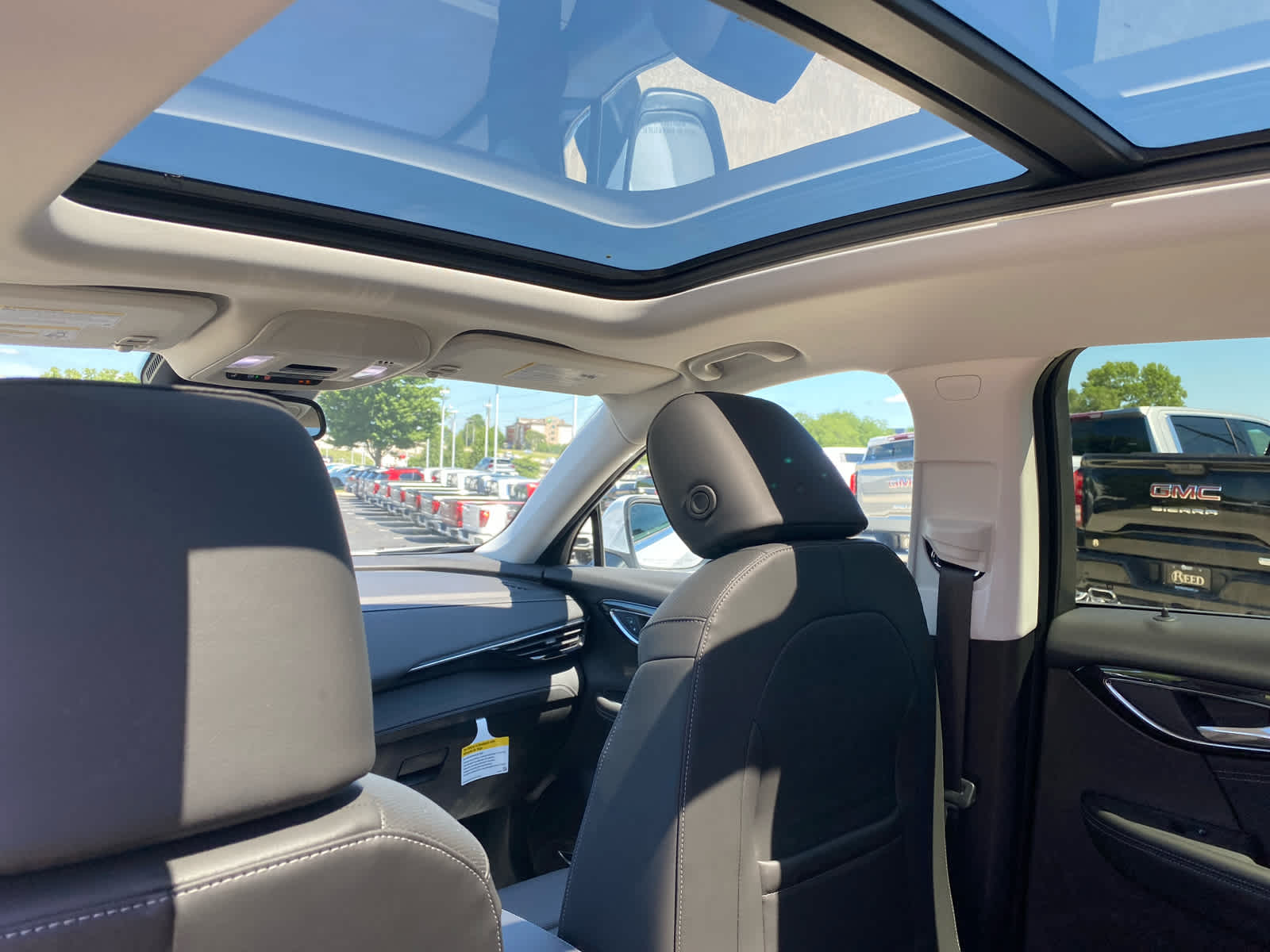 2025 Buick Envision Preferred photo 30