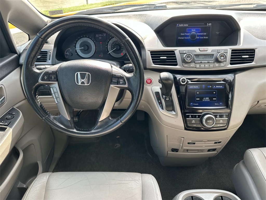 2015 Honda Odyssey EX-L photo 16