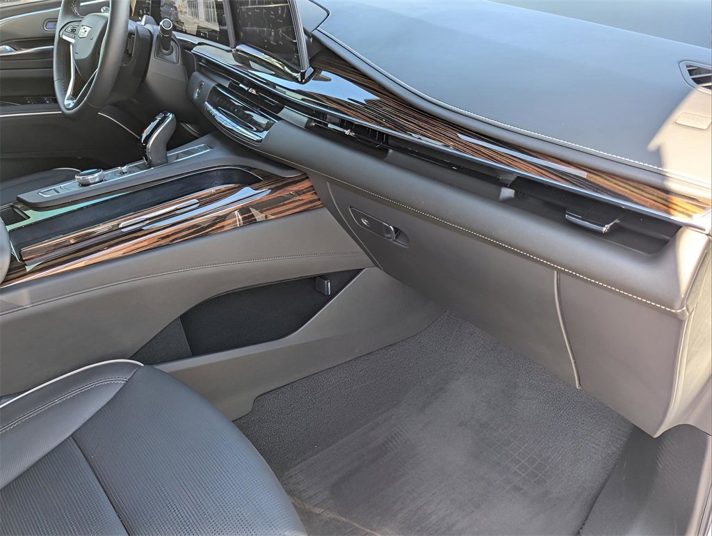 2024 Cadillac Escalade Premium Luxury photo 15