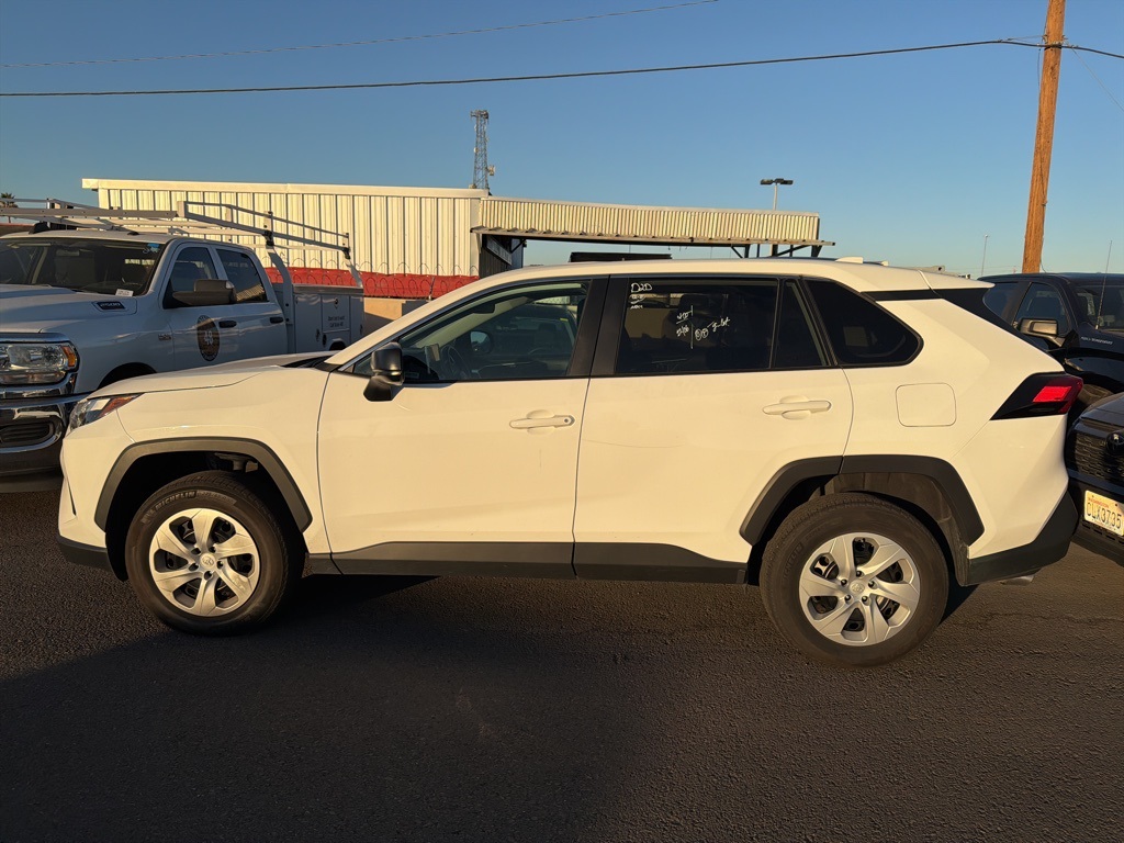 Used 2024 Toyota RAV4 LE with VIN 2T3F1RFV6RW447858 for sale in Northfield, Minnesota
