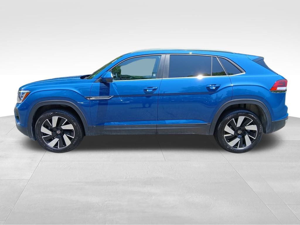 2025 Volkswagen Atlas Cross Sport SE Technology photo 2