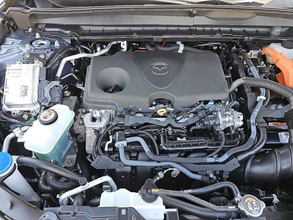 2025 Mazda CX-50 Premium Plus photo 14