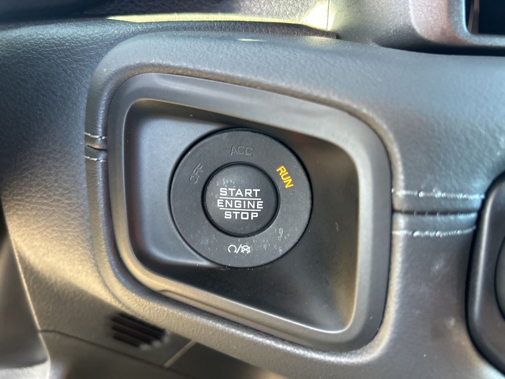 2024 Jeep Wrangler Rubicon photo 35