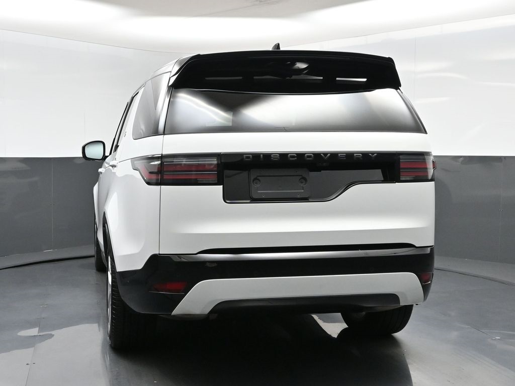 2024 Land Rover Discovery SE photo 4