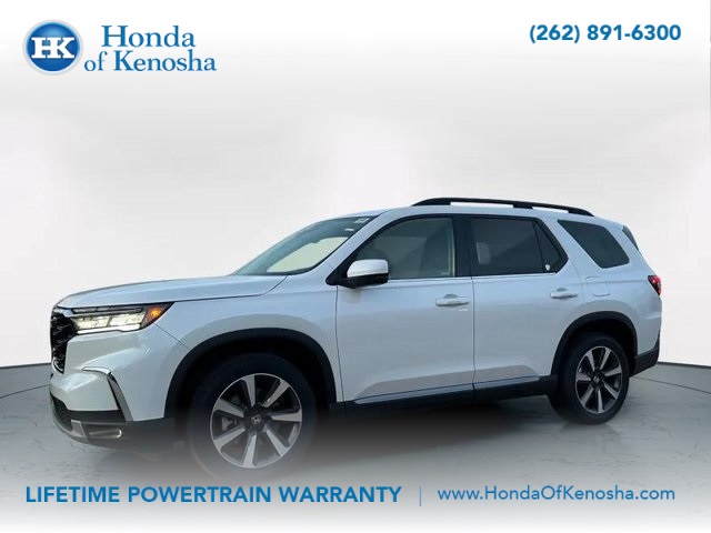 2025 Honda Pilot Touring's photo