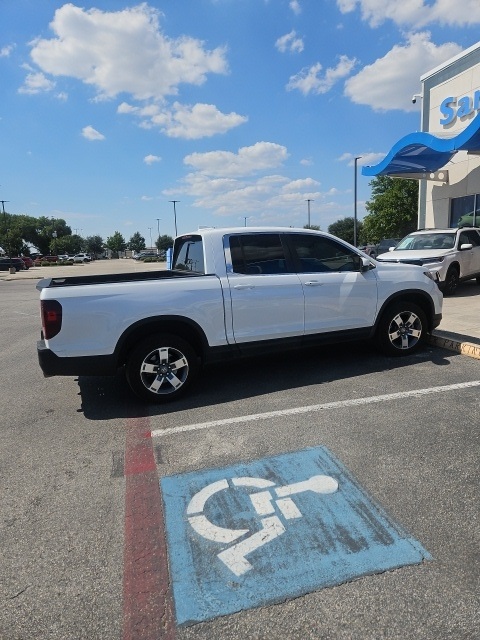2025 Honda Ridgeline RTL photo 2
