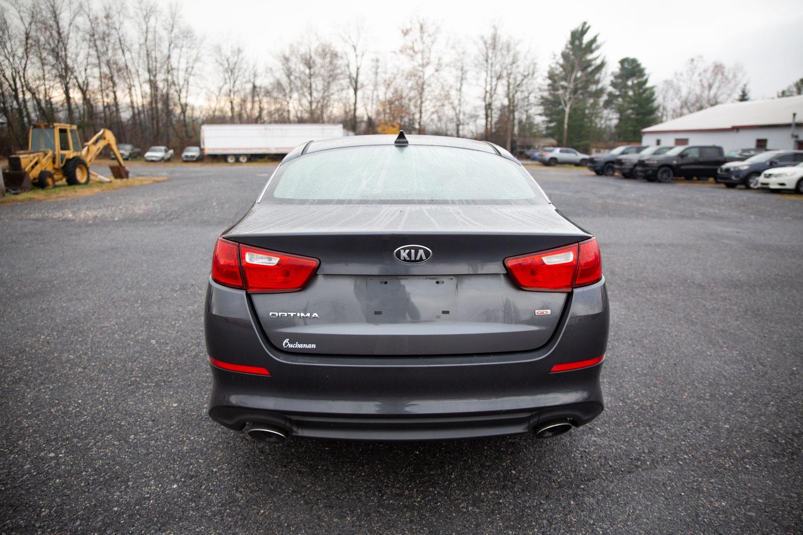 2015 Kia Optima LX photo 4