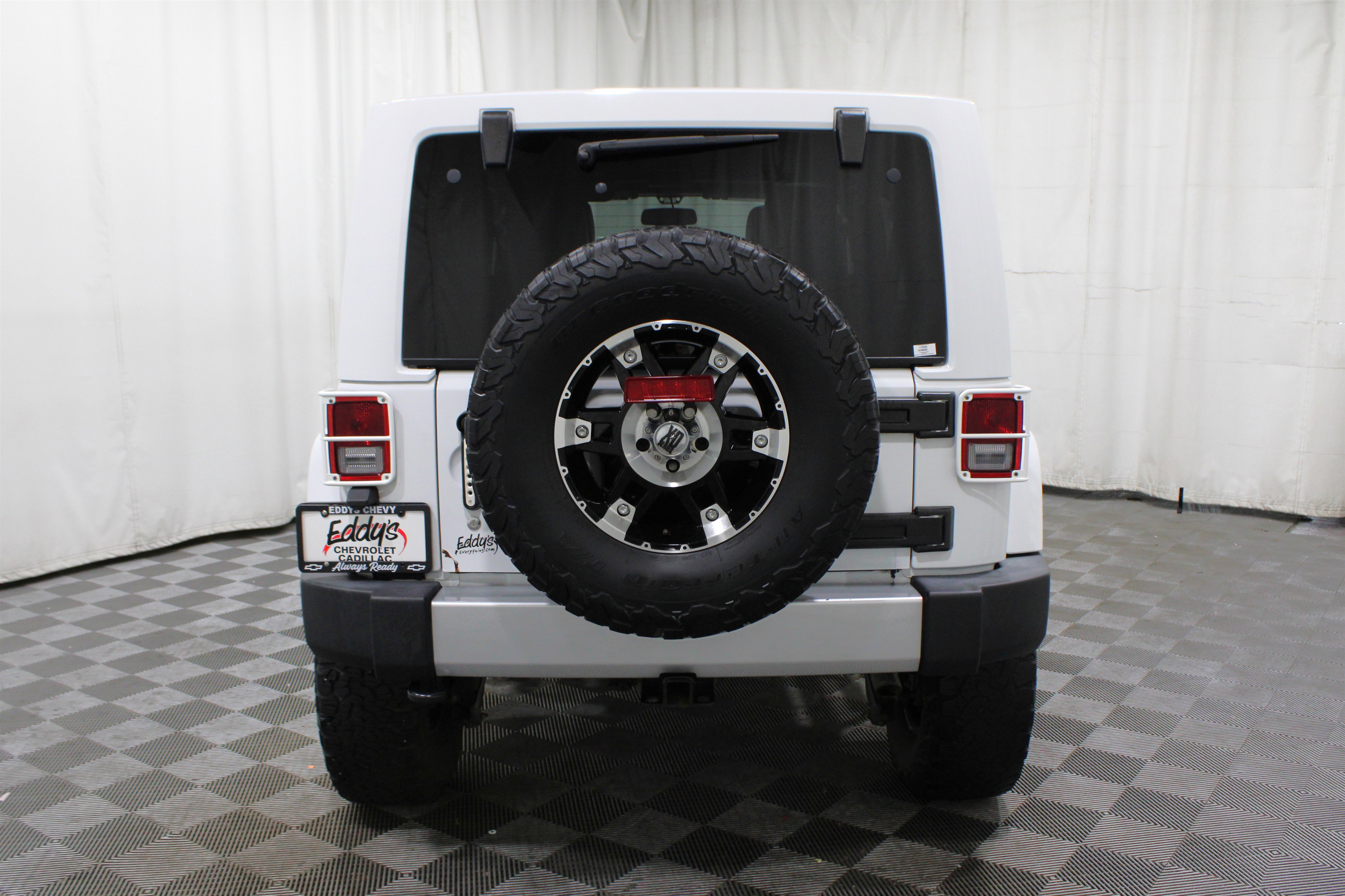2017 Jeep Wrangler Unlimited Sahara photo 15