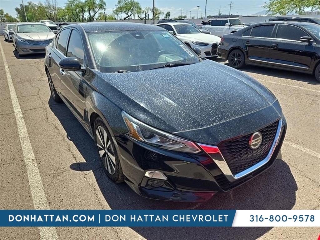 2020 Nissan Altima SL photo 2