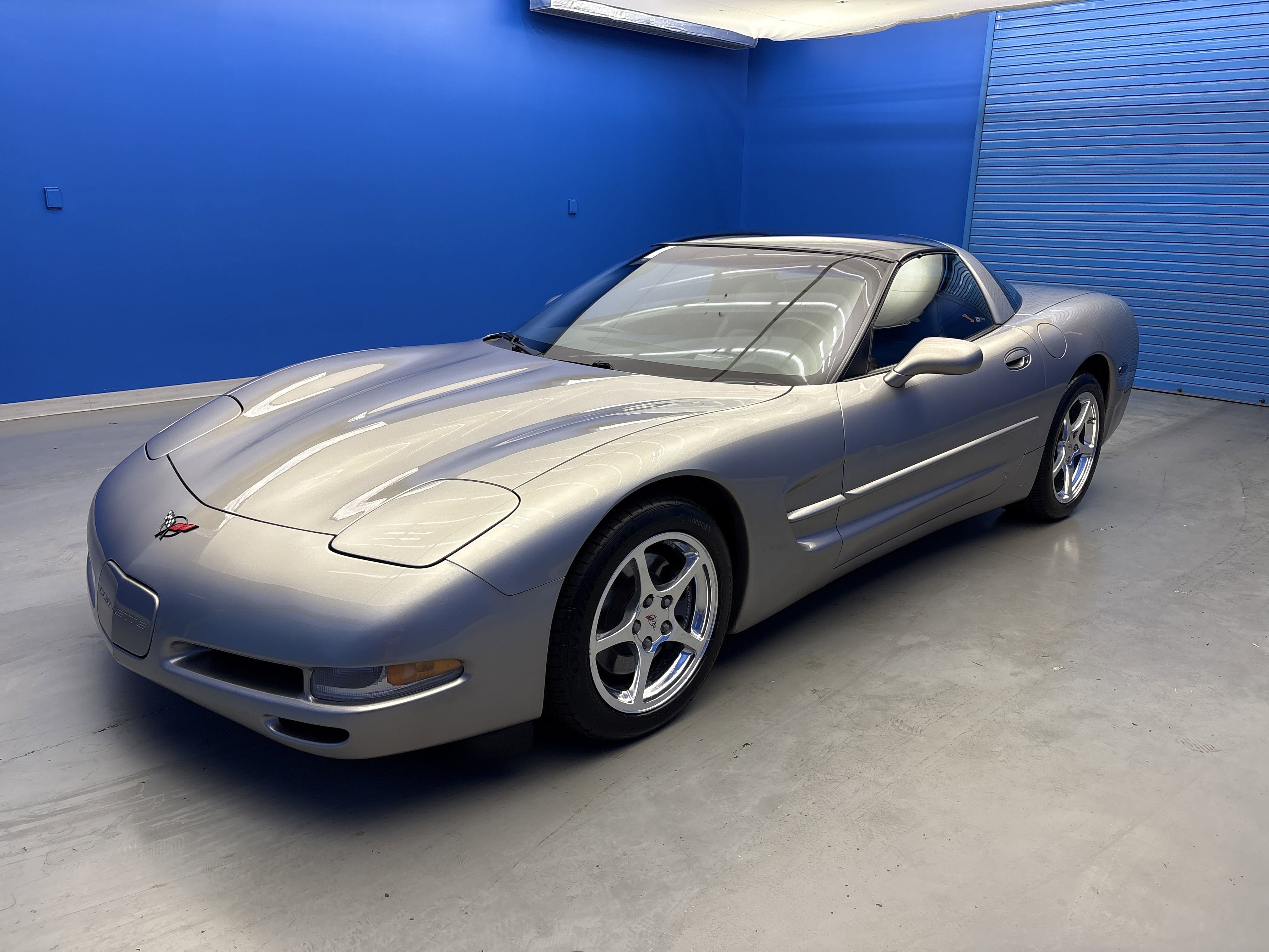 2000 Chevrolet Corvette photo 4
