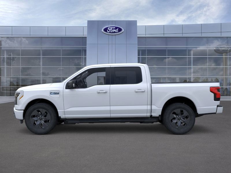 2025 Ford F-150 Lightning photo 3