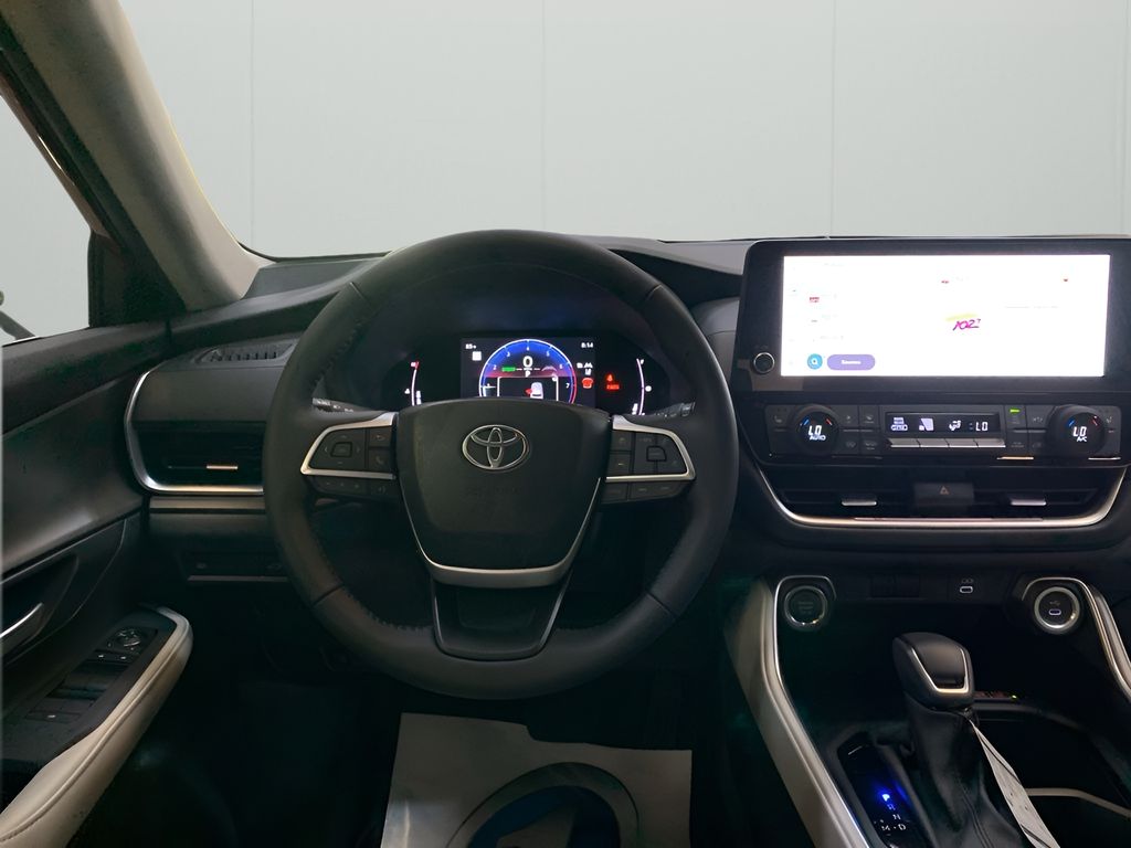 2025 Toyota Grand Highlander XLE photo 12