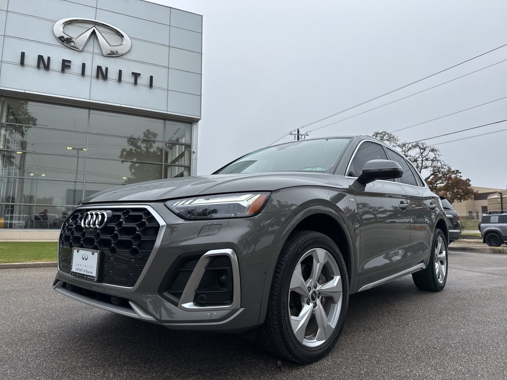 2023 Audi Q5 Prestige's photo