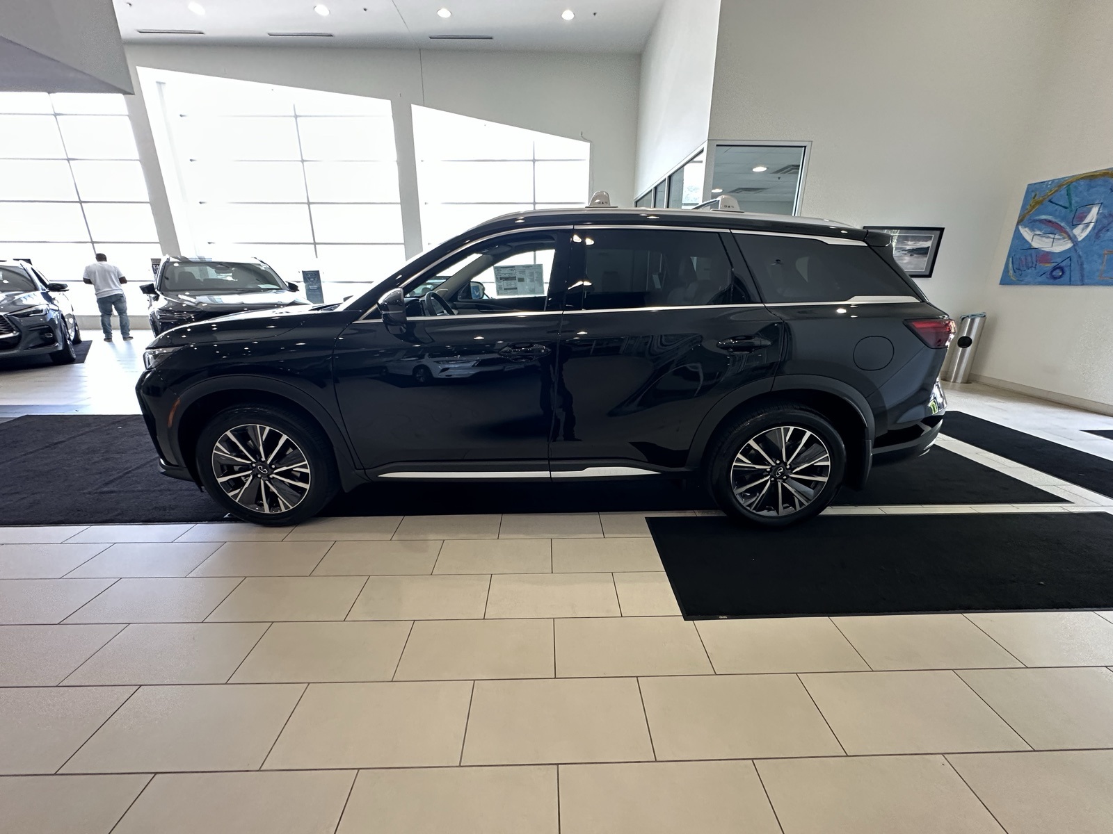 2026 Infiniti QX60 Luxe photo 4
