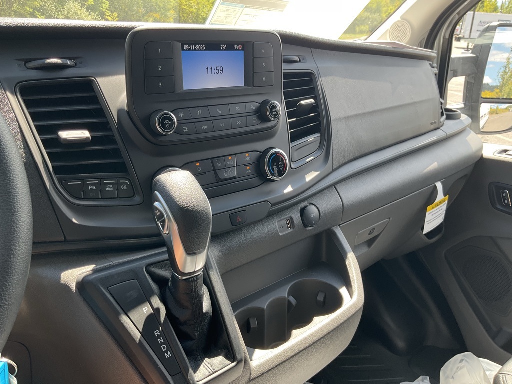 2025 Ford Transit photo 5