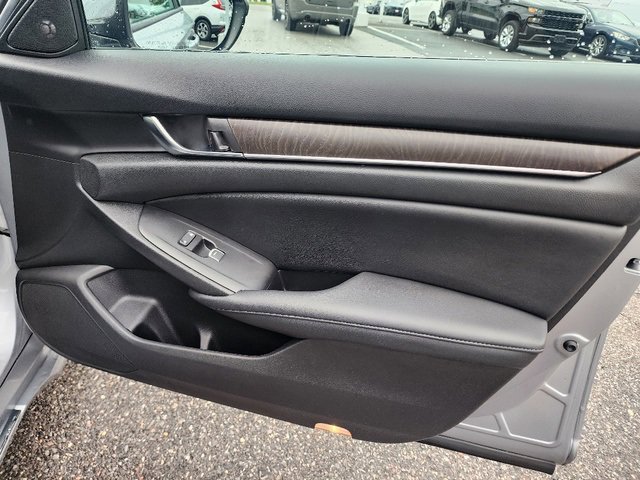 2021 Honda Accord EX-L photo 19