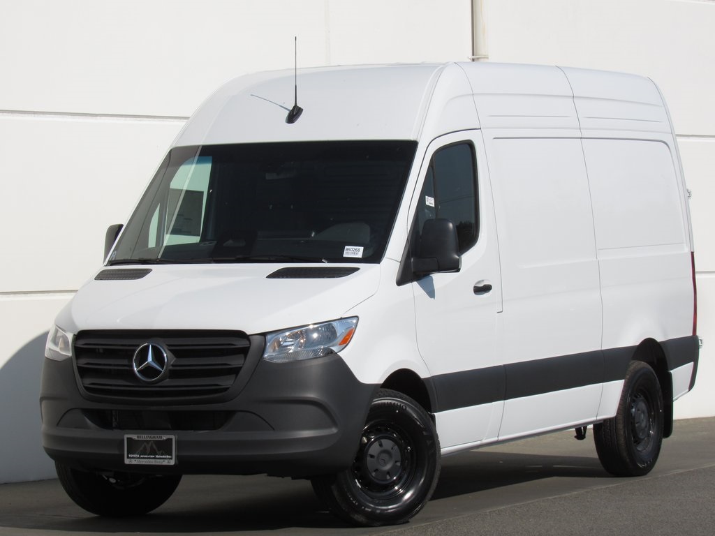 2025 Mercedes-Benz Sprinter Cargo Van Base's photo