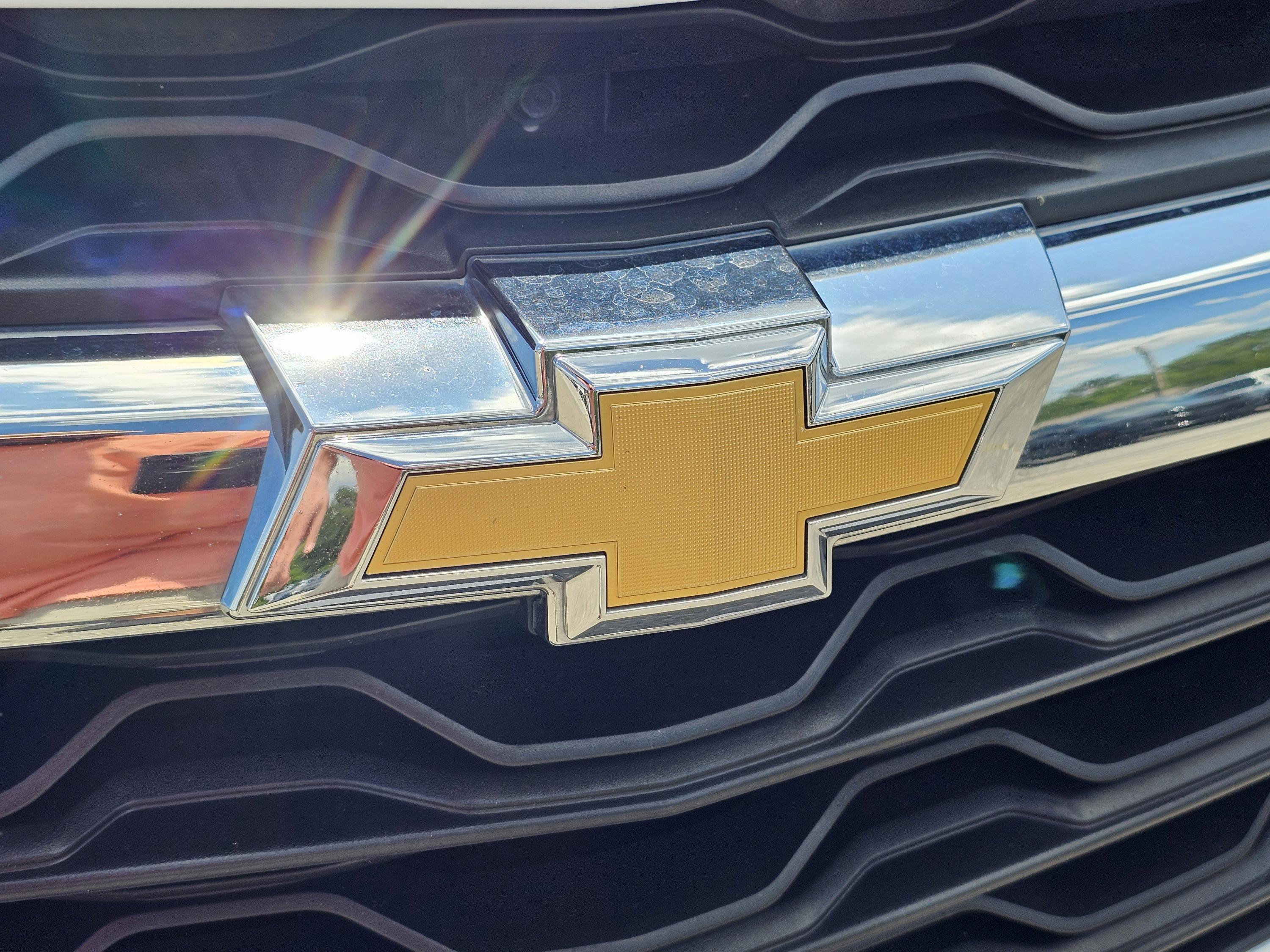 2023 Chevrolet Blazer 2LT photo 3