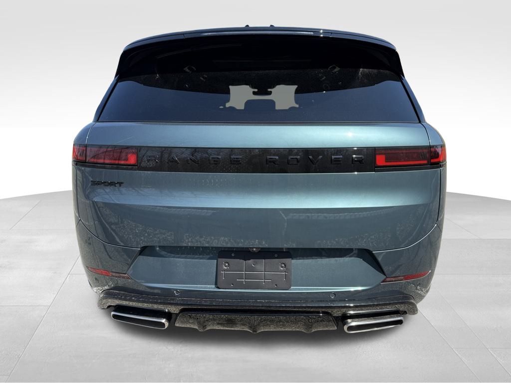 2025 Land Rover Range Rover Sport SE photo 6