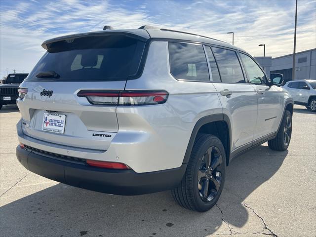 2025 Jeep Grand Cherokee Limited photo 21