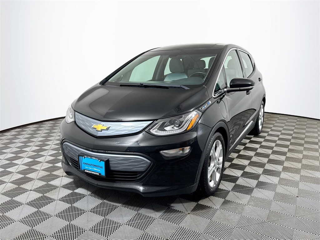 2017 Chevrolet Bolt EV LT's photo