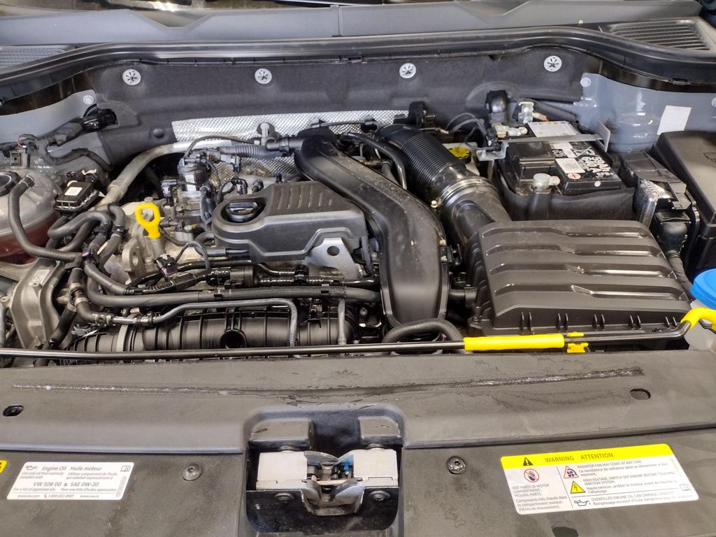 2024 Volkswagen Taos SEL photo 7