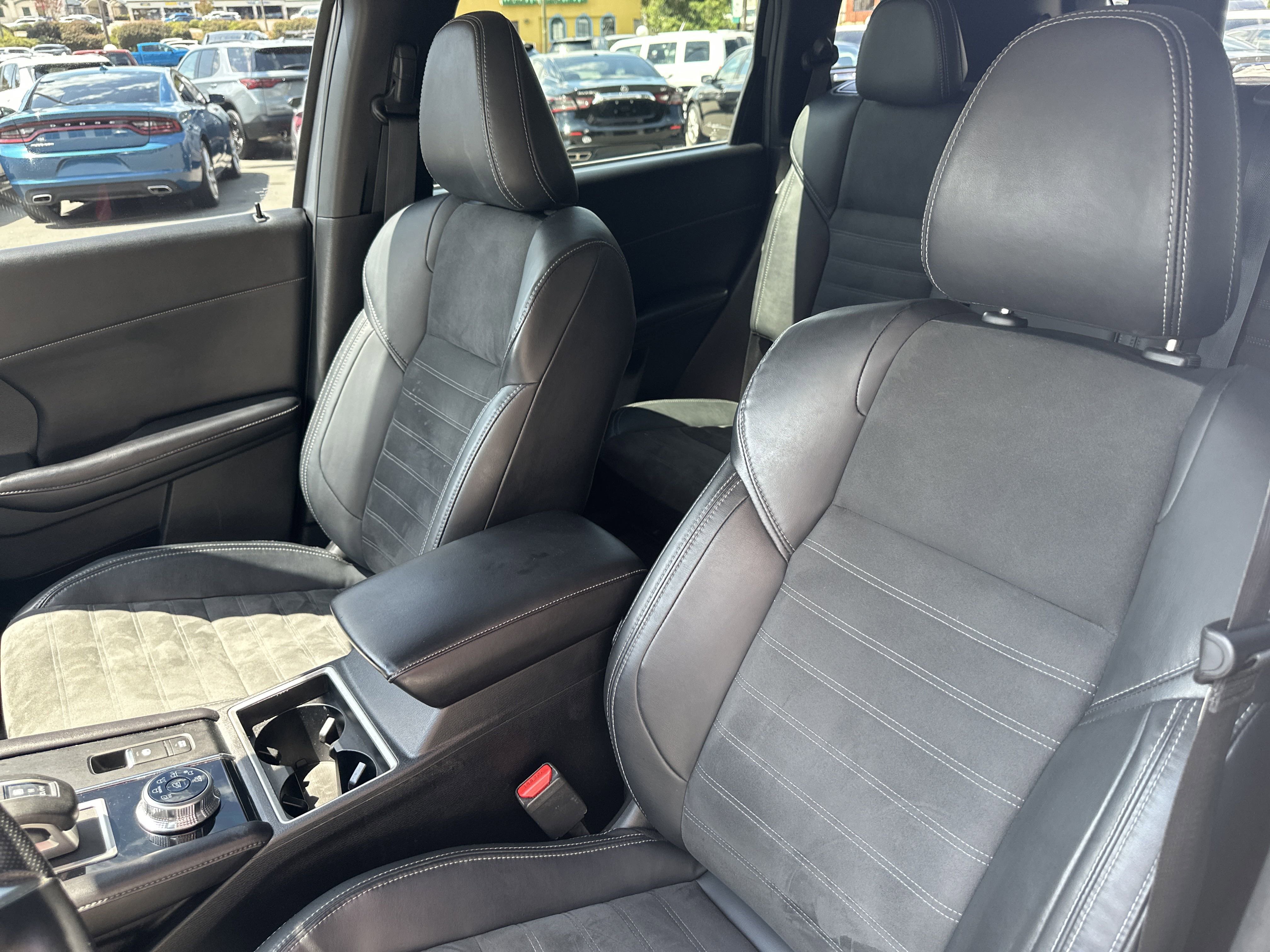 2022 Mitsubishi Outlander Black Edition photo 9