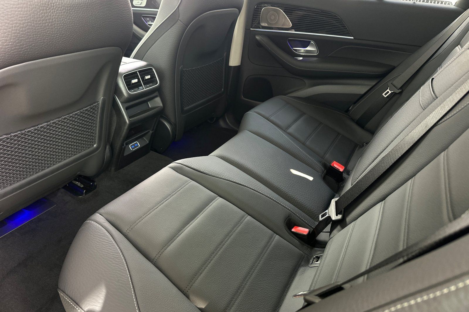 2026 Mercedes Benz GLE 450 4MATIC photo 9