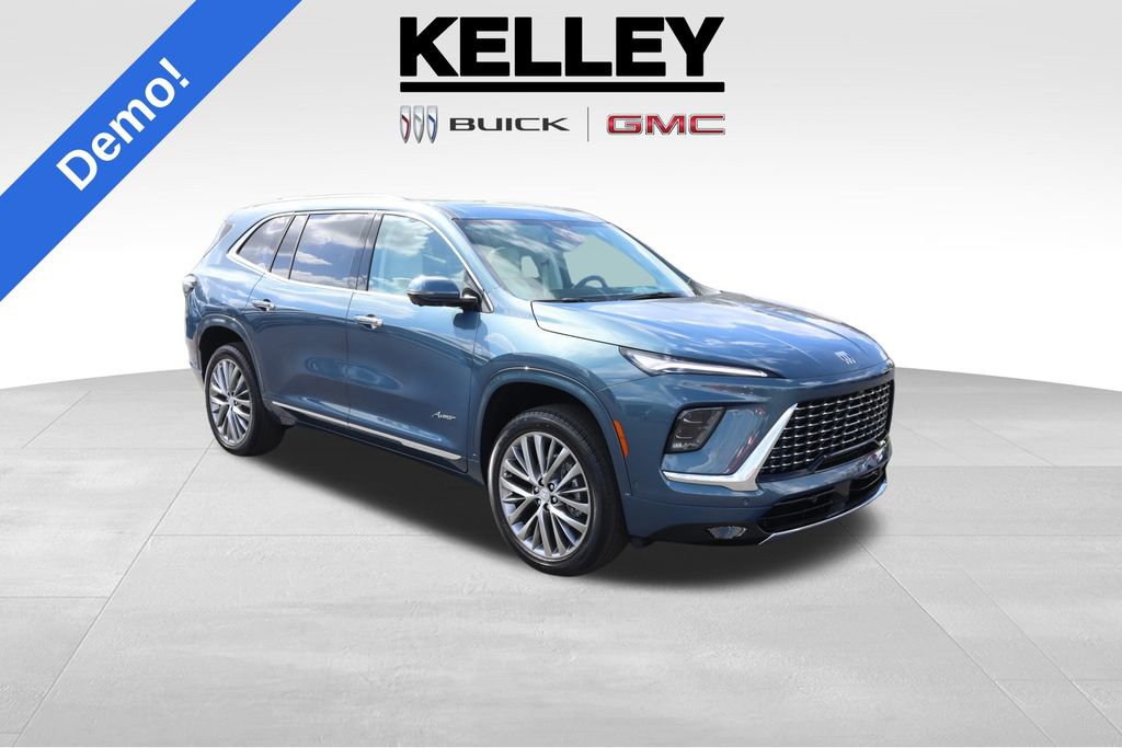 2026 Buick Enclave Avenir's photo