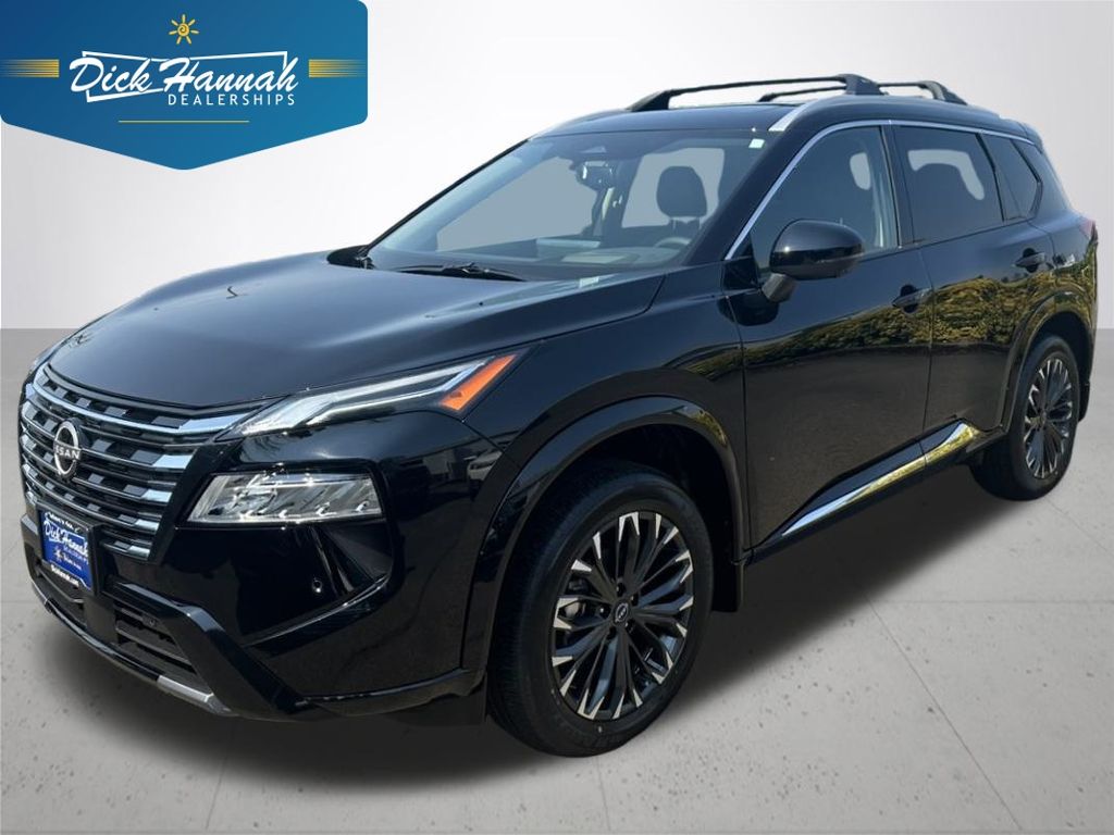 2026 Nissan Rogue Platinum's photo