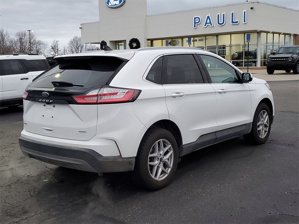 2024 Ford Edge SEL photo 4