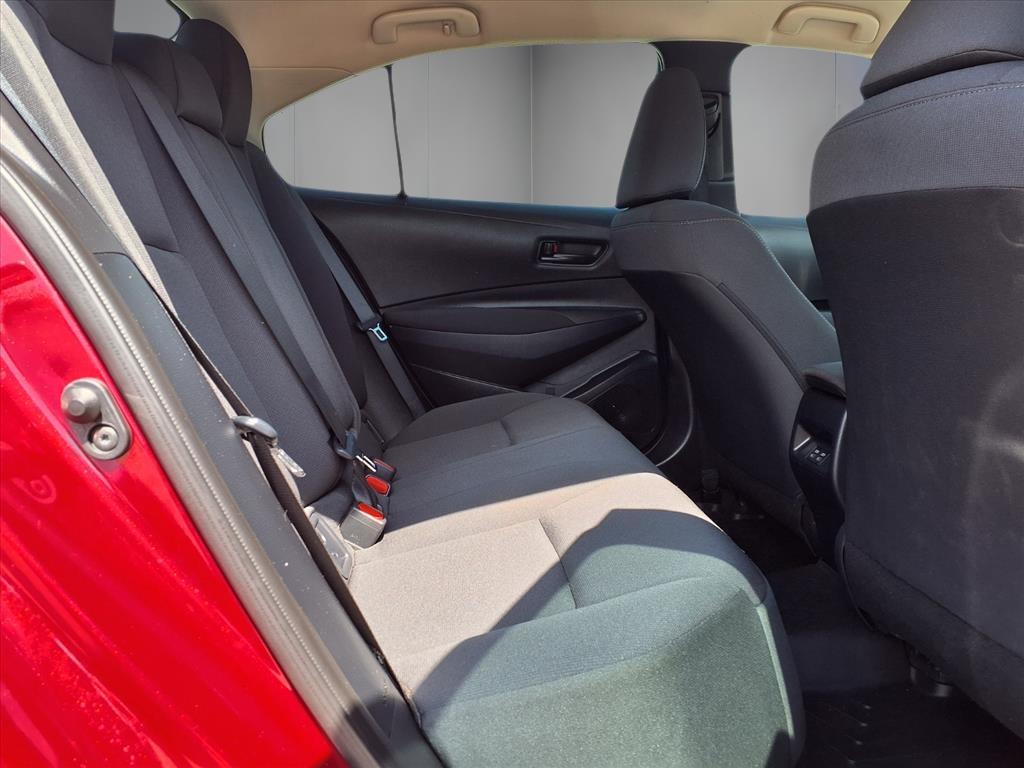 2025 Toyota Corolla LE photo 15