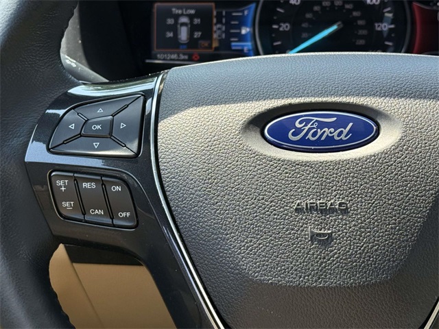 2017 Ford Explorer Limited photo 17