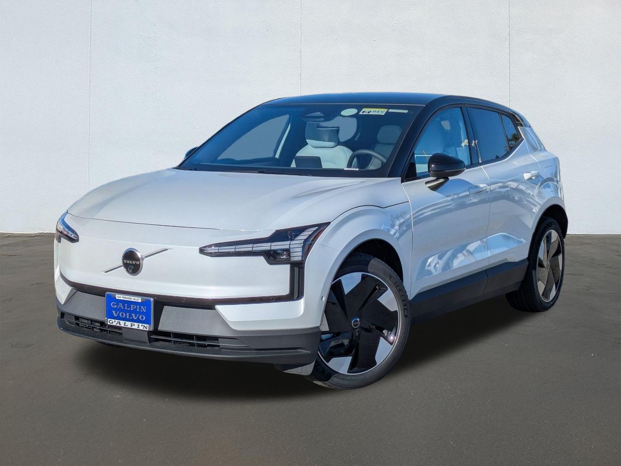 2026 Volvo EX30 Ultra's photo