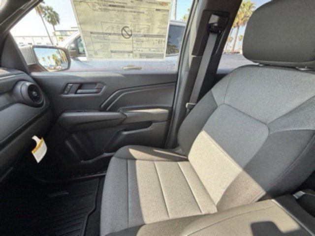 2026 Chevrolet Colorado Work Truck photo 13