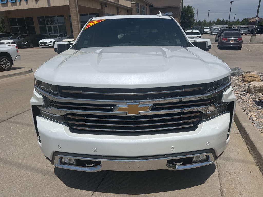 2021 Chevrolet Silverado 1500 High Country photo 2