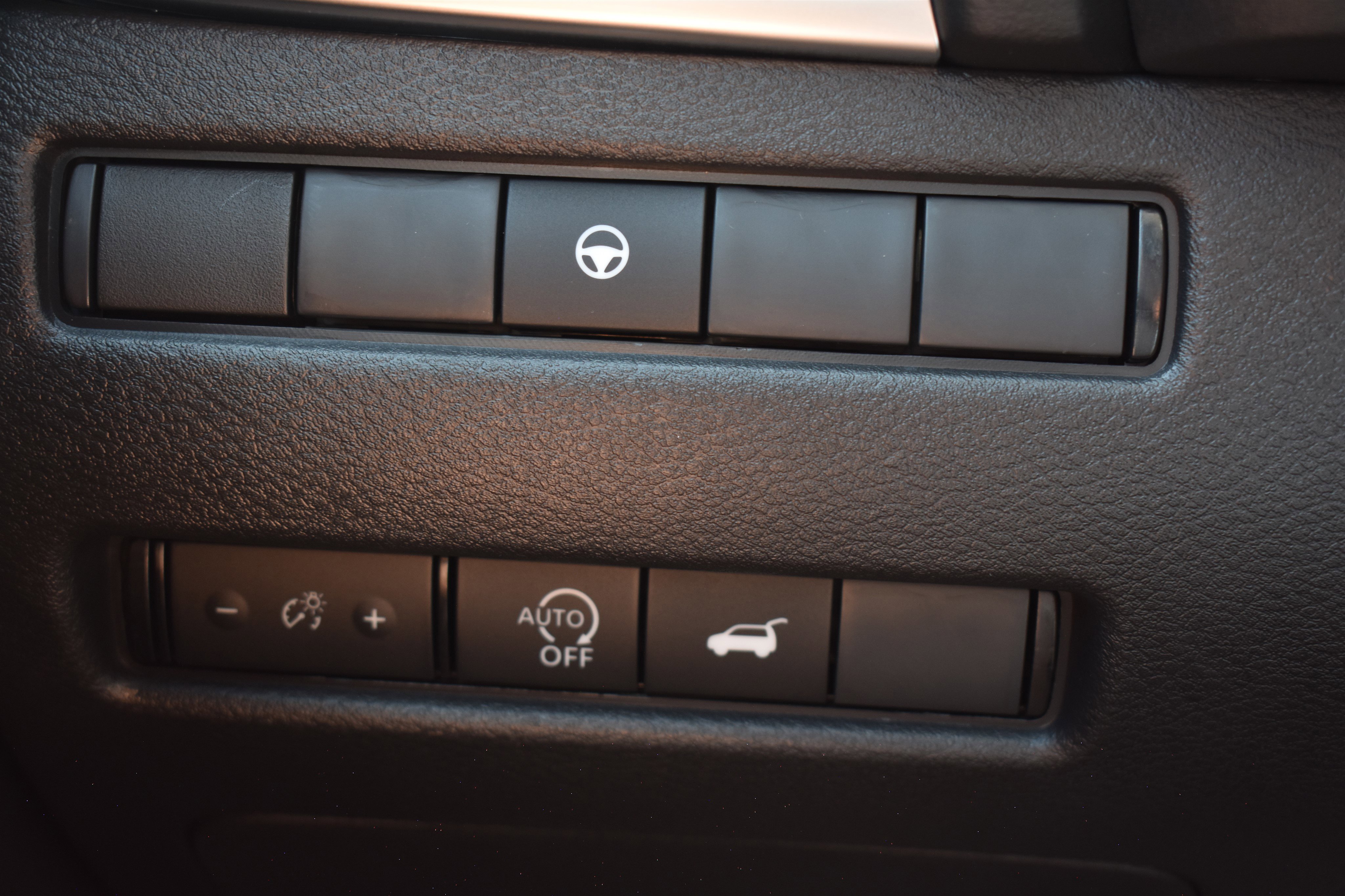 2026 Nissan Rogue SV photo 13