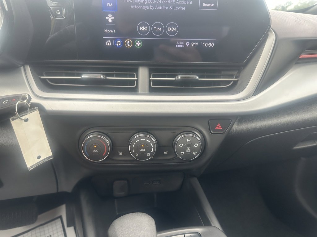 Used 2024 Nitro Yellow Metallic Chevrolet 1RS image 23