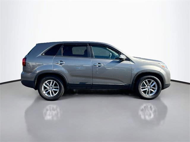 2015 Kia Sorento LX photo 2