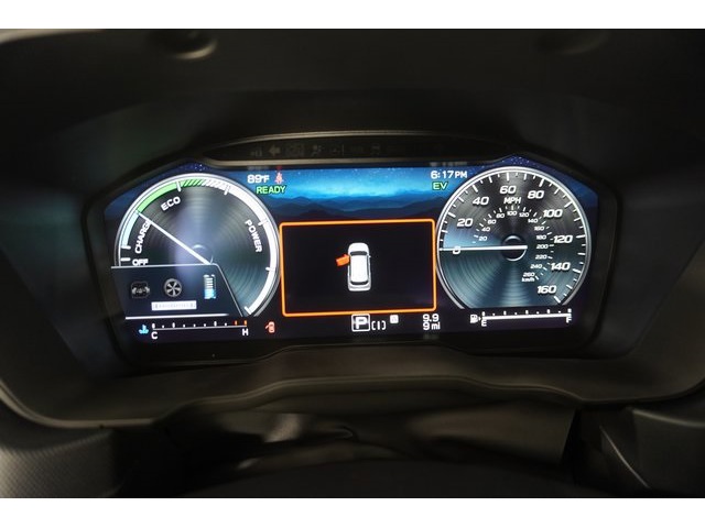2025 Subaru Forester Premium photo 12