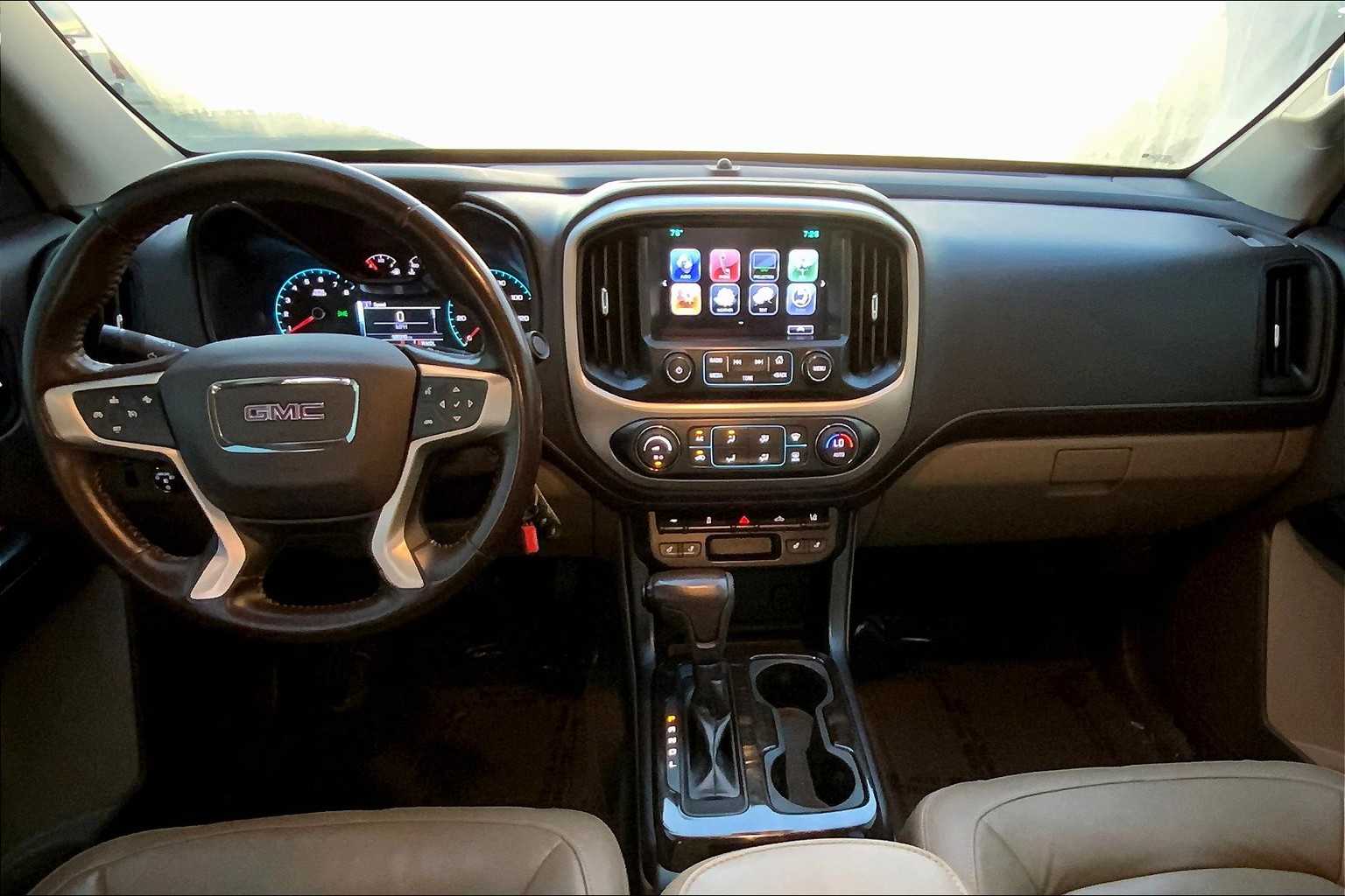 2017 Gmc Canyon SLT photo 12
