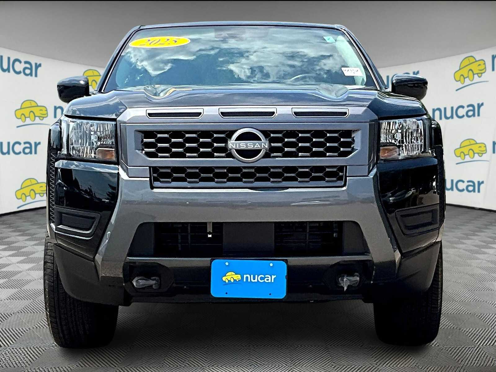 2025 Nissan Frontier SV photo 2