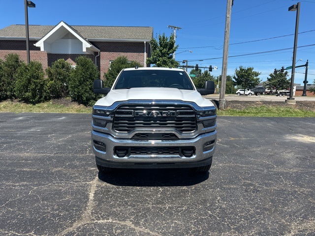 2025 Ram 2500 Tradesman photo 3