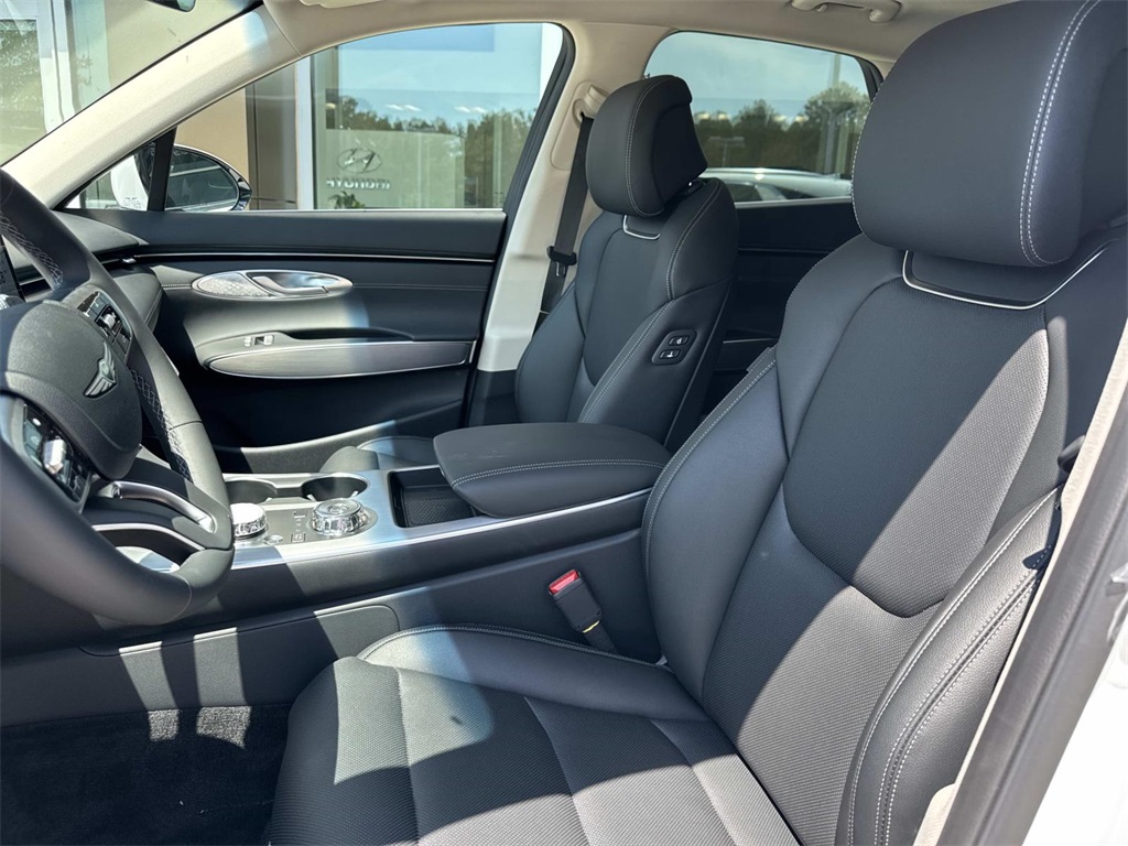 2026 Genesis GV70 2.5T Select photo 2