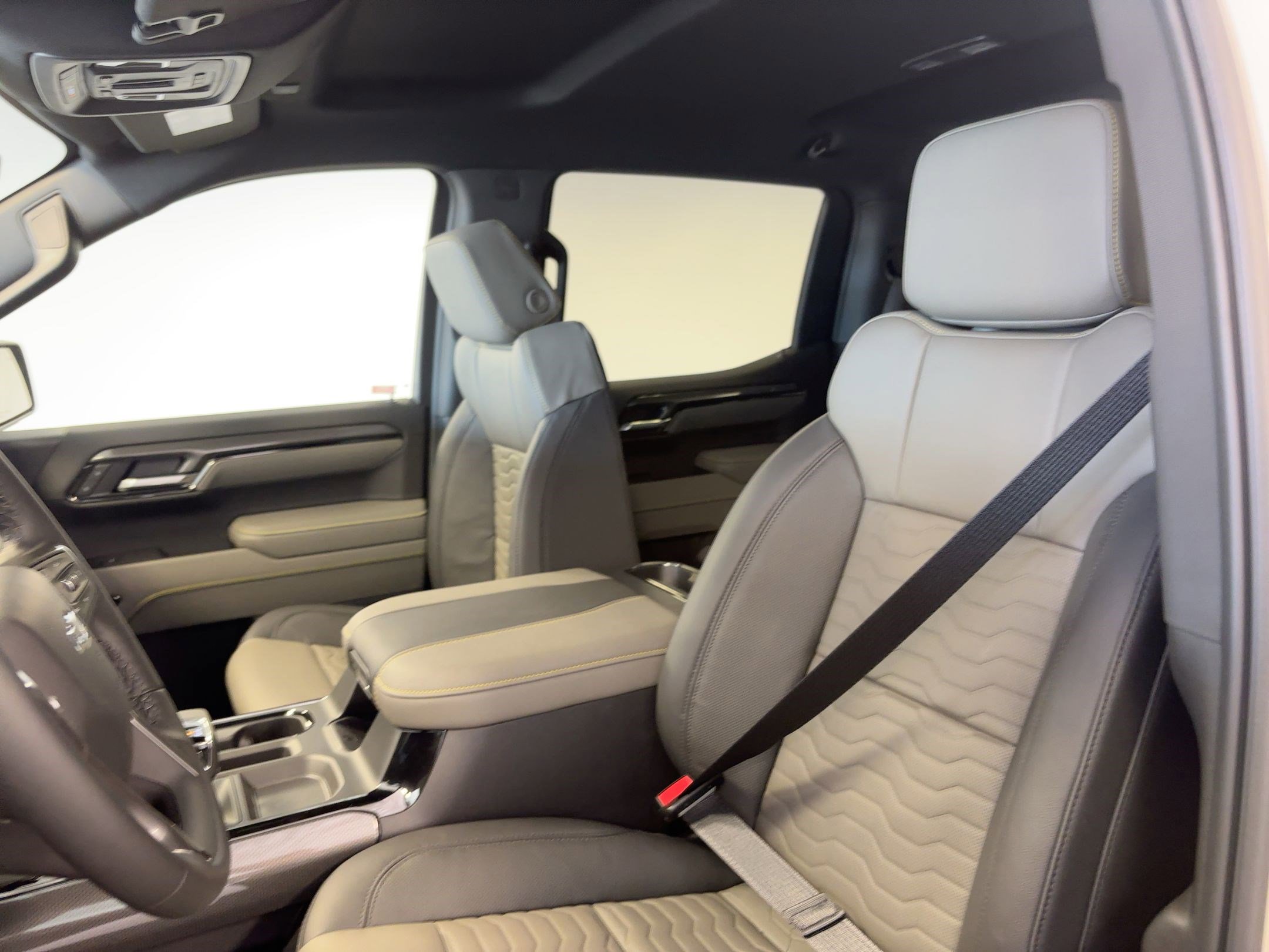2026 Chevrolet Silverado ZR2 photo 20
